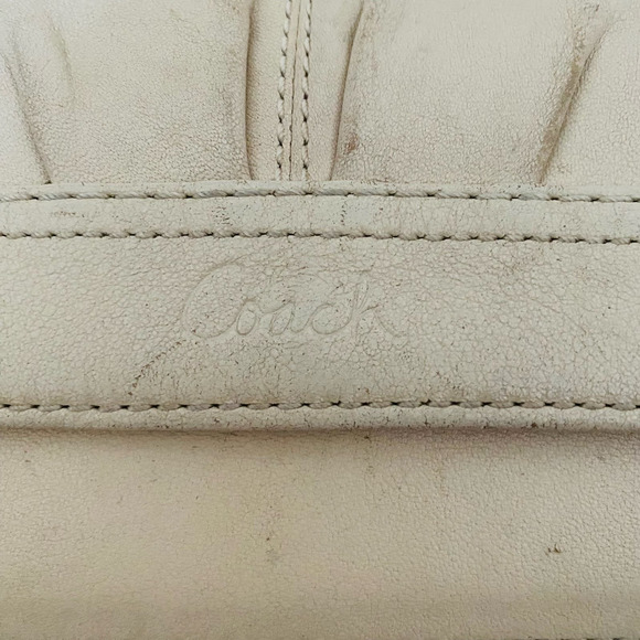 Coach Vintage White Cream Leather Trifold Wallet w Snap Closure - Picture 2 of 13